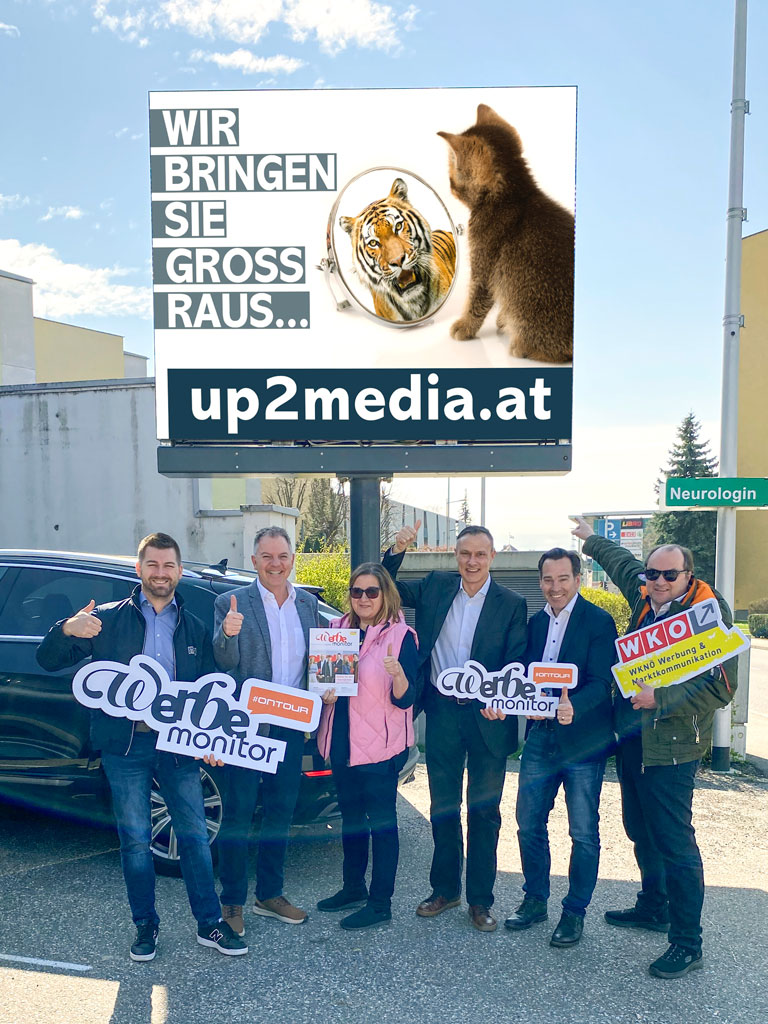 up2media-hoch-final-B.jpg